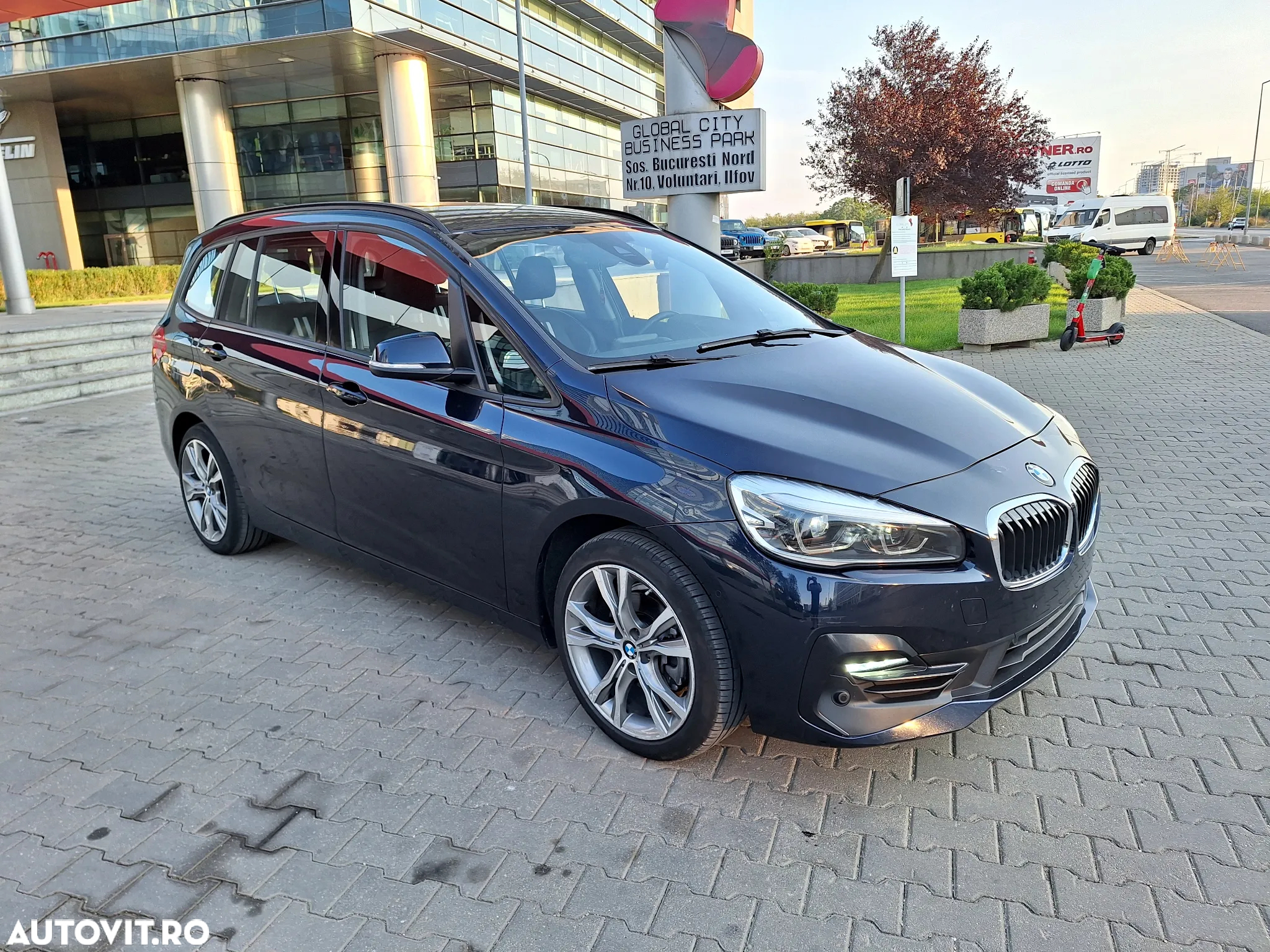 BMW Seria 2 216i Gran Tourer Sport Line - 13