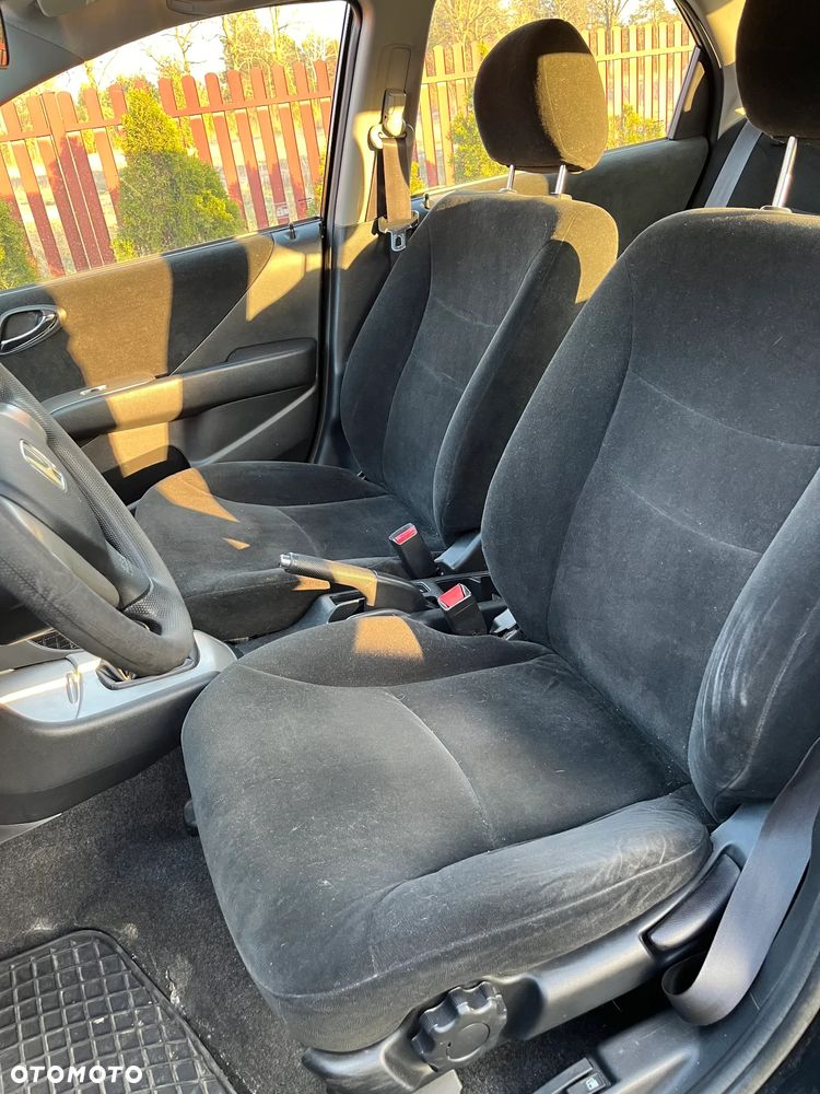 Honda City 1.4 Comfort - 10