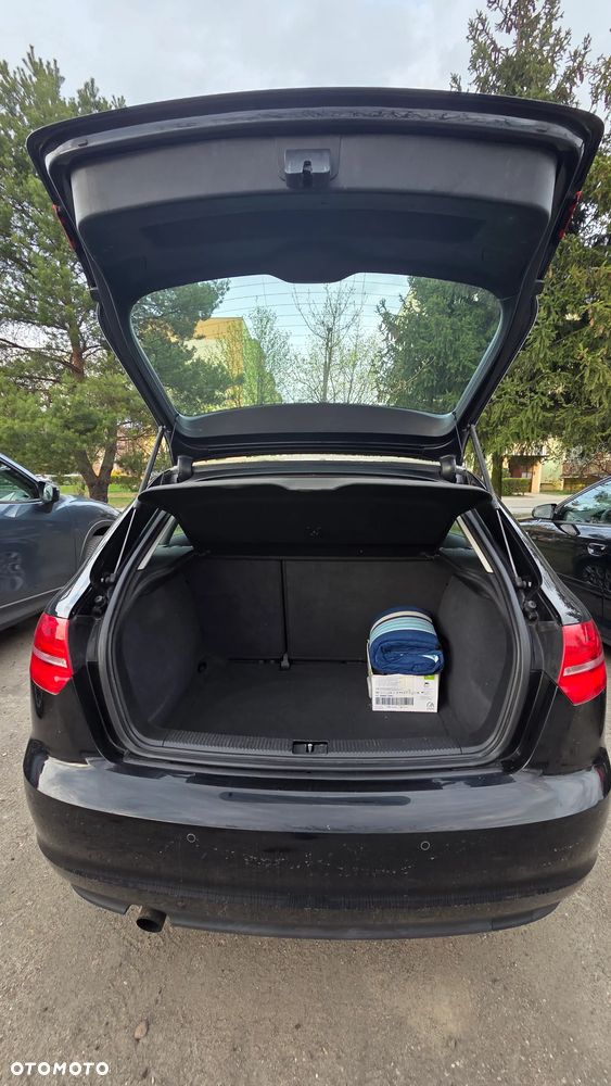 Audi A3 Sportback 1.6 Ambiente - 10