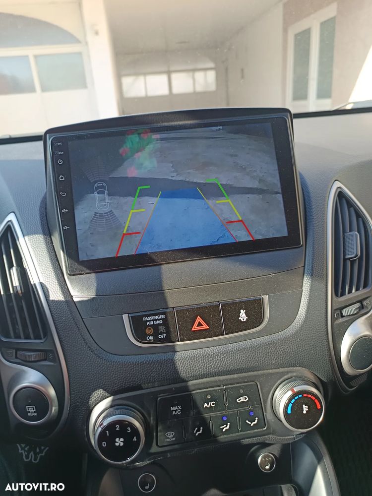 Hyundai ix35 2.0 CRDI 2WD Comfort - 9