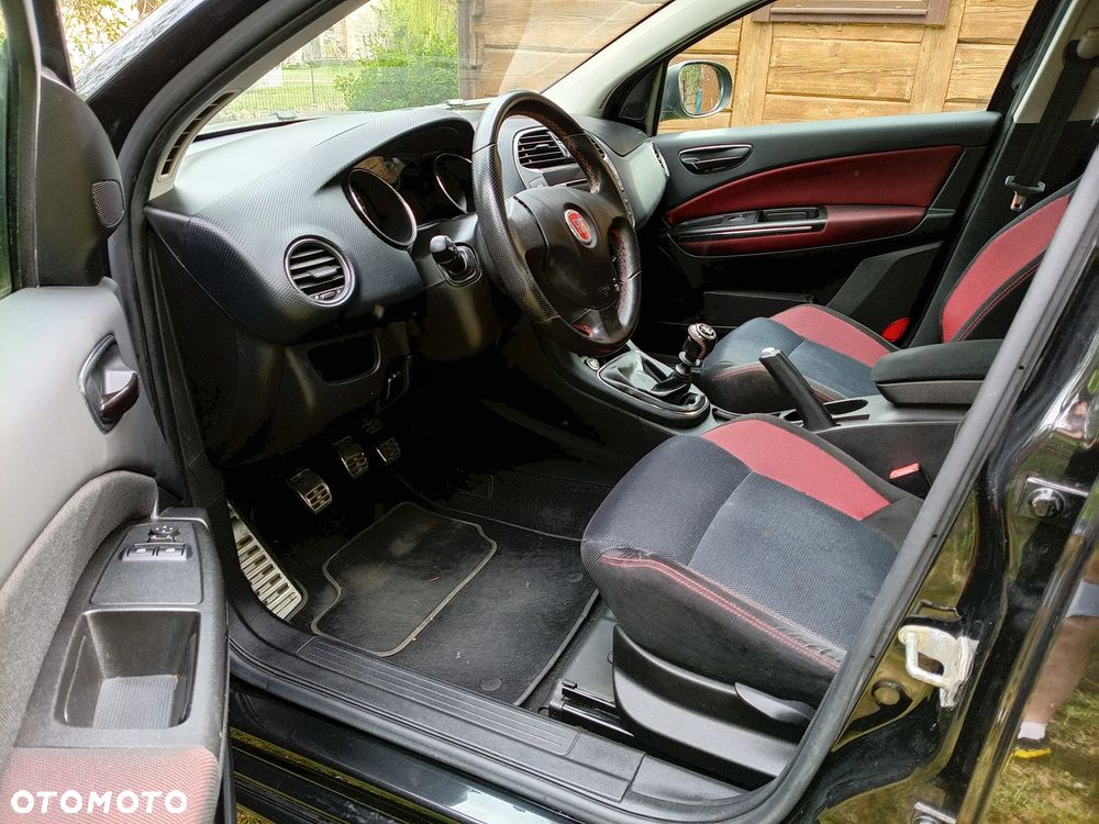 Fiat Bravo 1.4 T-JET 16V Dynamic Euro5 - 28