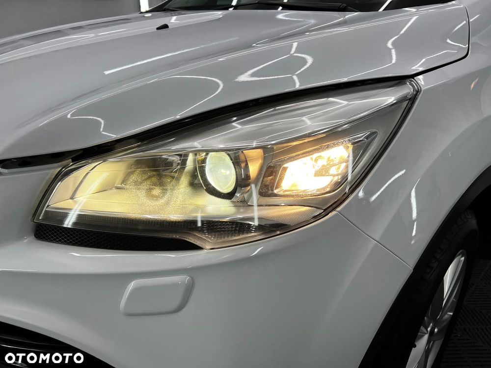 Ford Kuga - 24