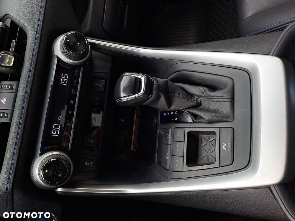 Toyota RAV4 2.5 Hybrid Selection 4x2 - 19