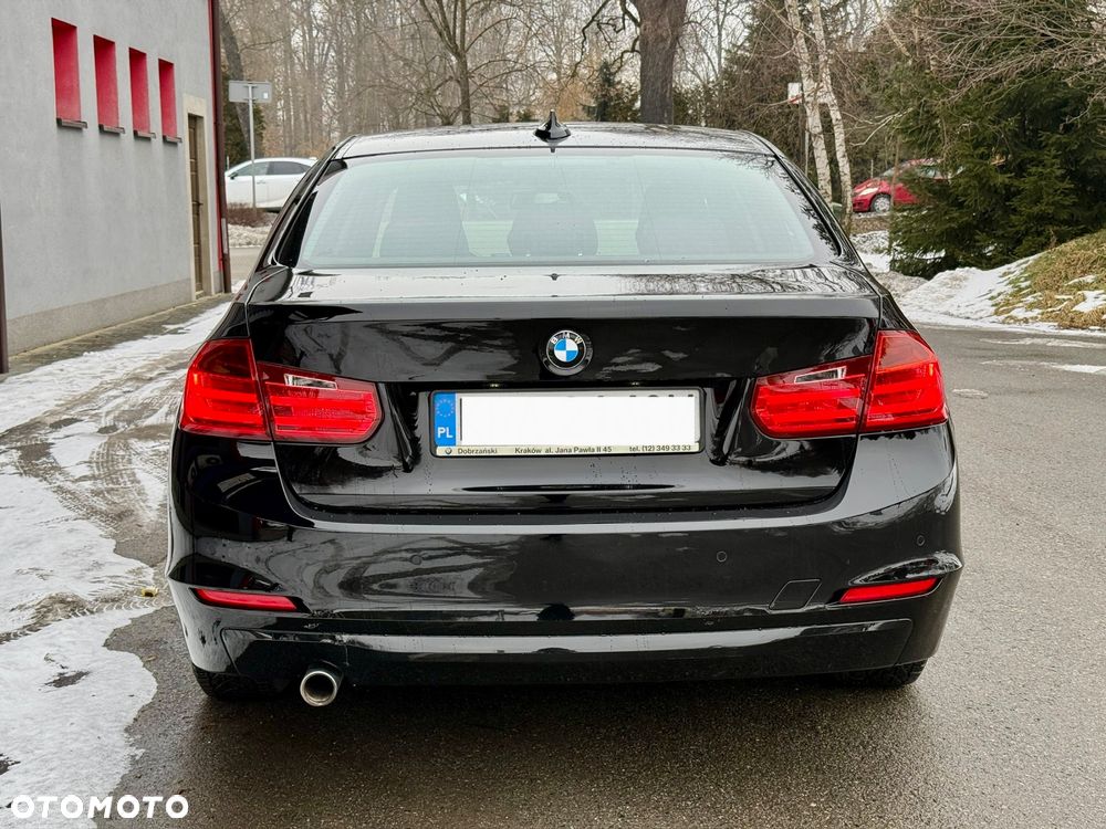 BMW Seria 3 316d - 6