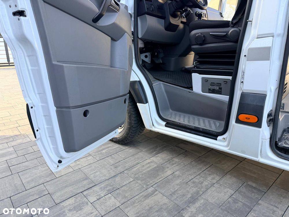 Mercedes-Benz sprinter - 12