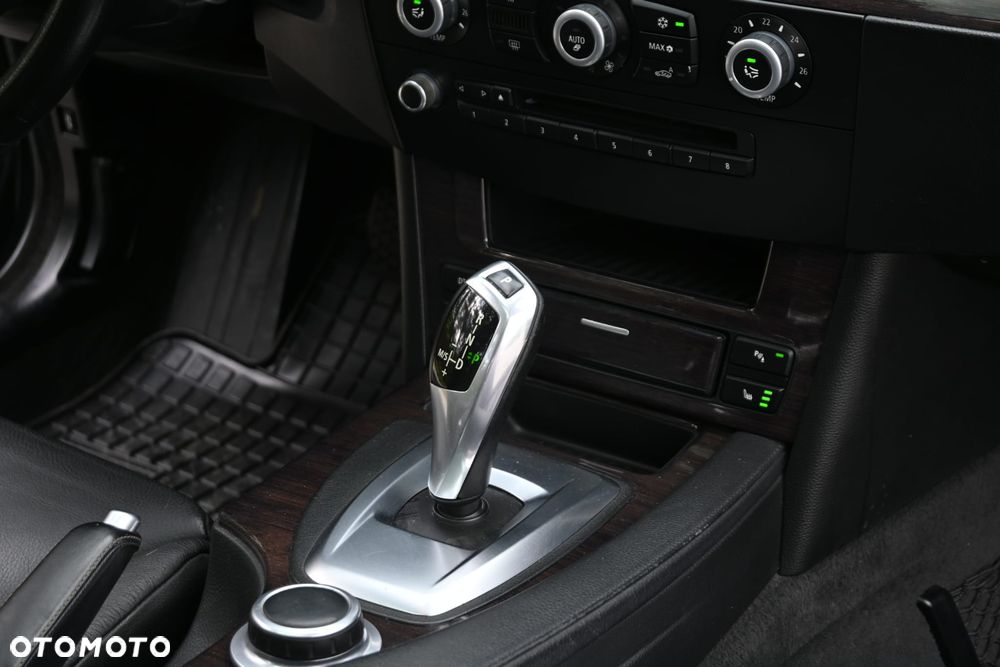 BMW Seria 5 530d Edition Sport - 21