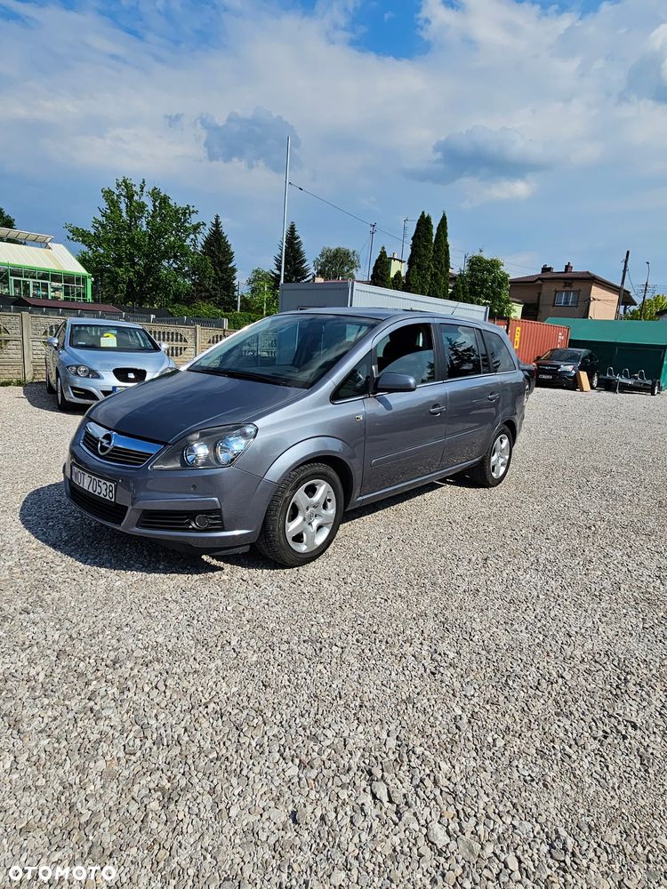 Opel Zafira 1.8 Elegance - 1
