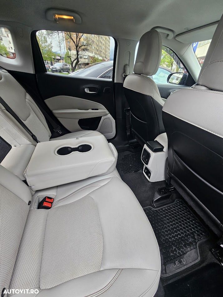 Jeep Compass 2.0 M-Jet 4x4 AT Limited - 4