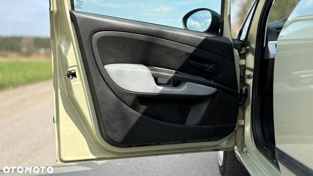 Fiat Grande Punto 1.4 8V - 14