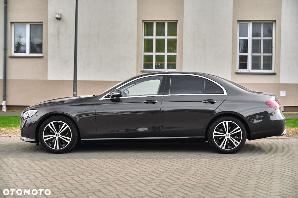 Mercedes-Benz Klasa E 220 d 9G-TRONIC - 6