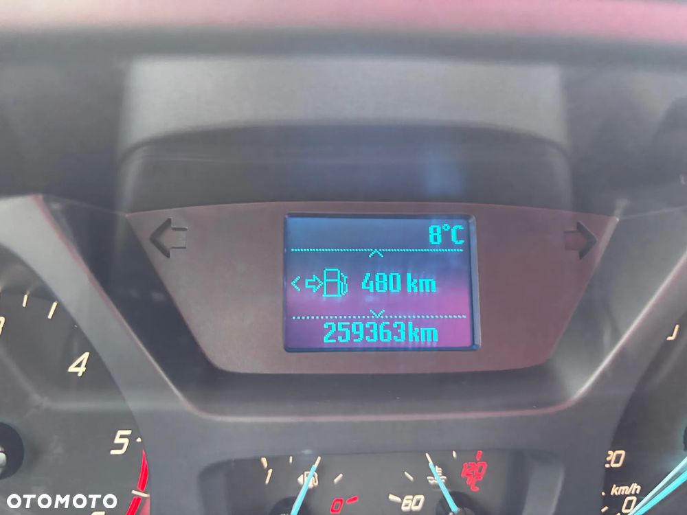 Ford TRANSIT CUSTOM - 32