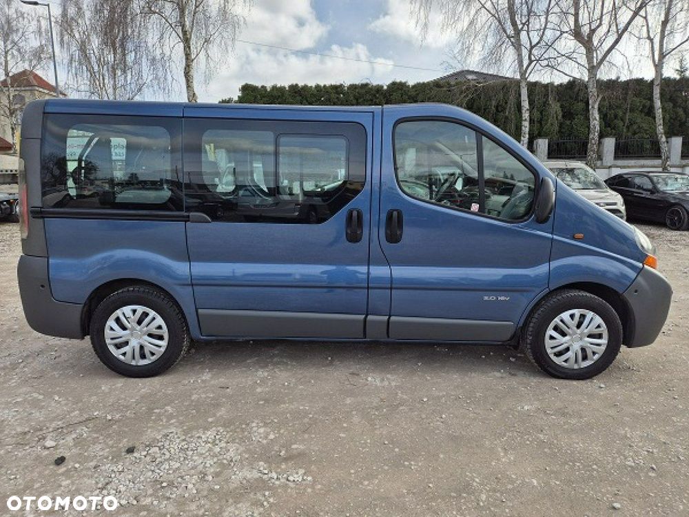 Renault Trafic - 8