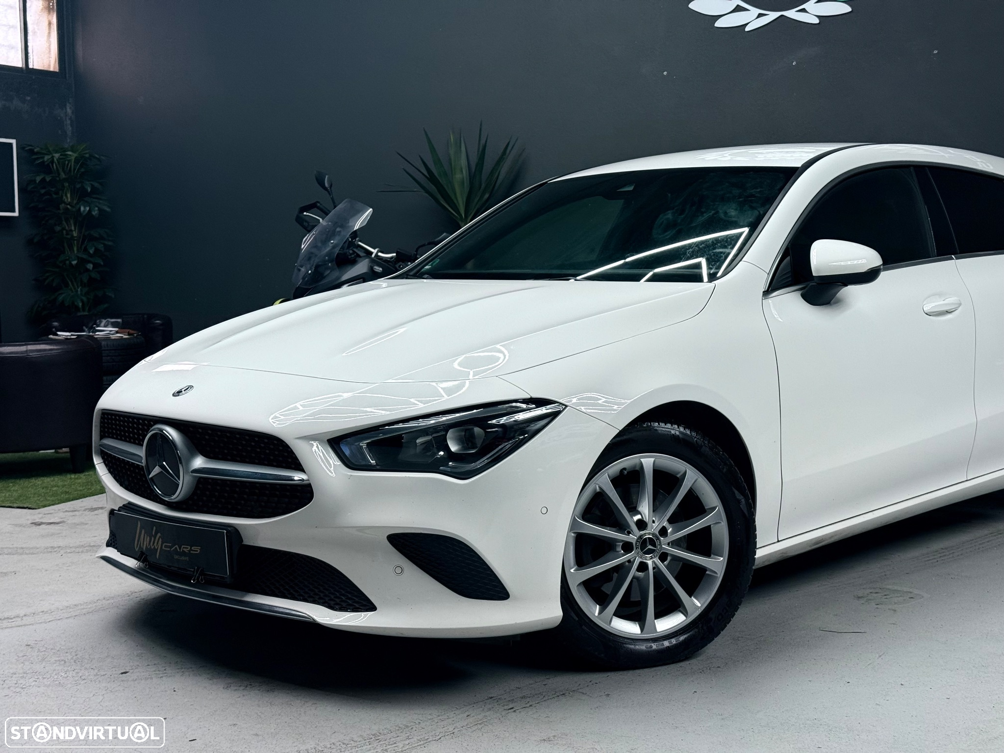 Mercedes-Benz CLA 200 d 4Matic Shooting Brake 8G-DCT Edition 1 - 3
