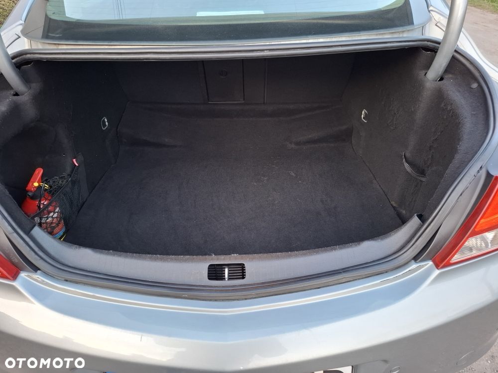 Opel Insignia 1.8 - 8