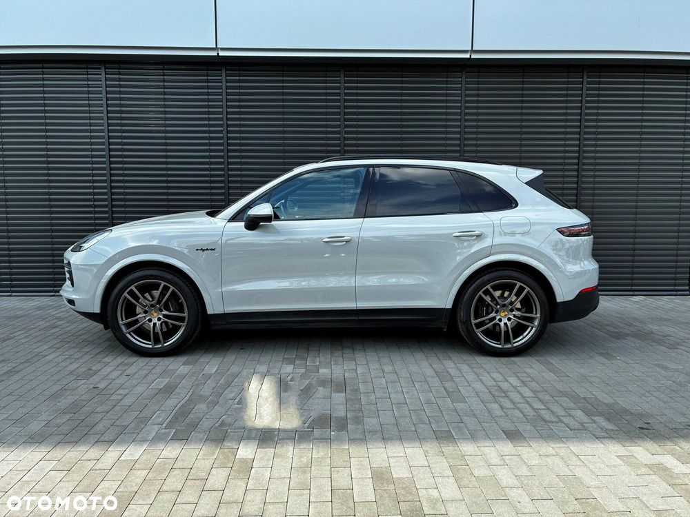 Porsche Cayenne - 3