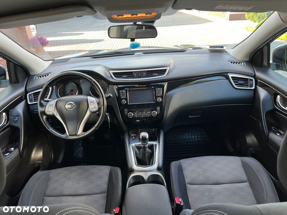 Nissan Qashqai 1.5 dCi Acenta EU6 - 10