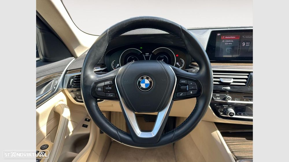 BMW 530 e iPerformance Line Luxury - 10