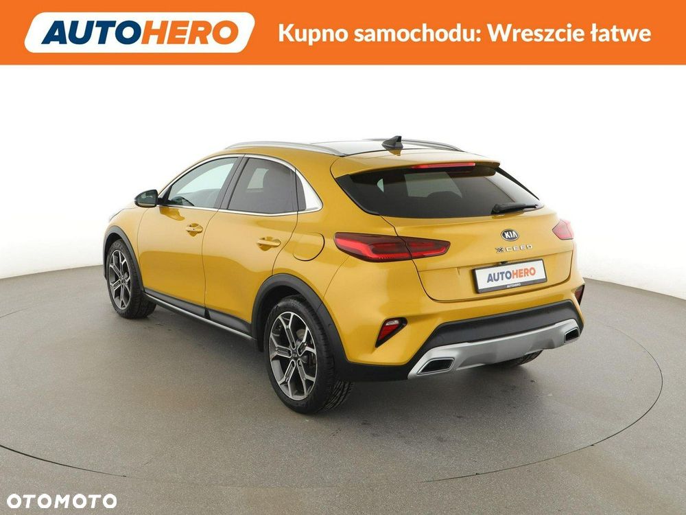 Kia XCeed 1.5 T-GDI Business Line DCT - 5