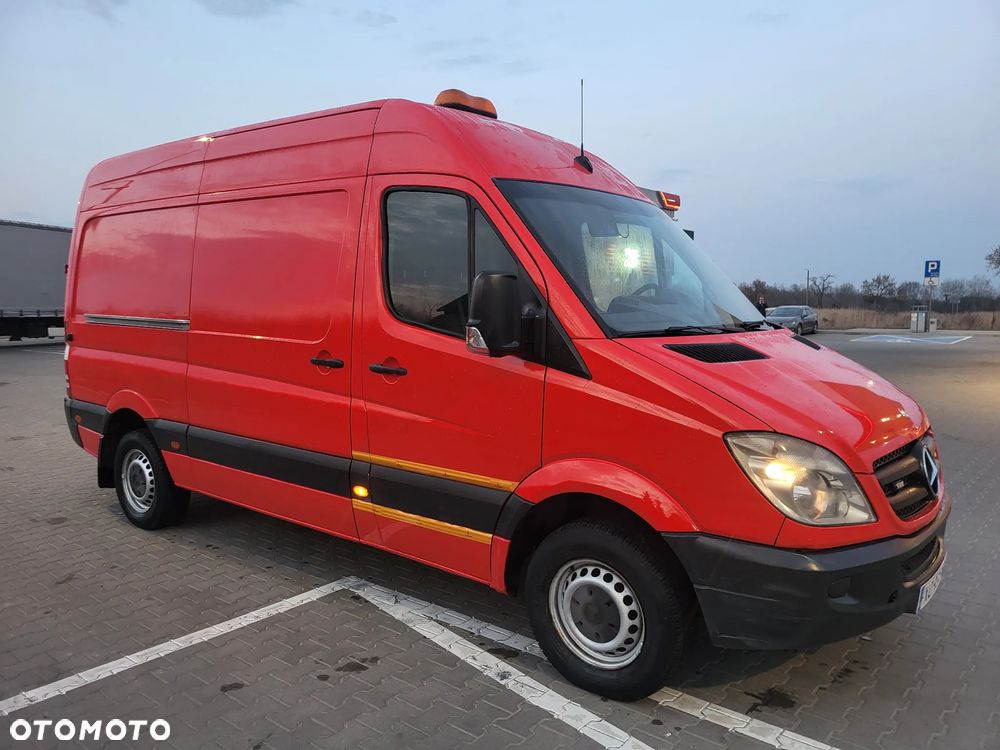 Mercedes-Benz Sprinter - 16