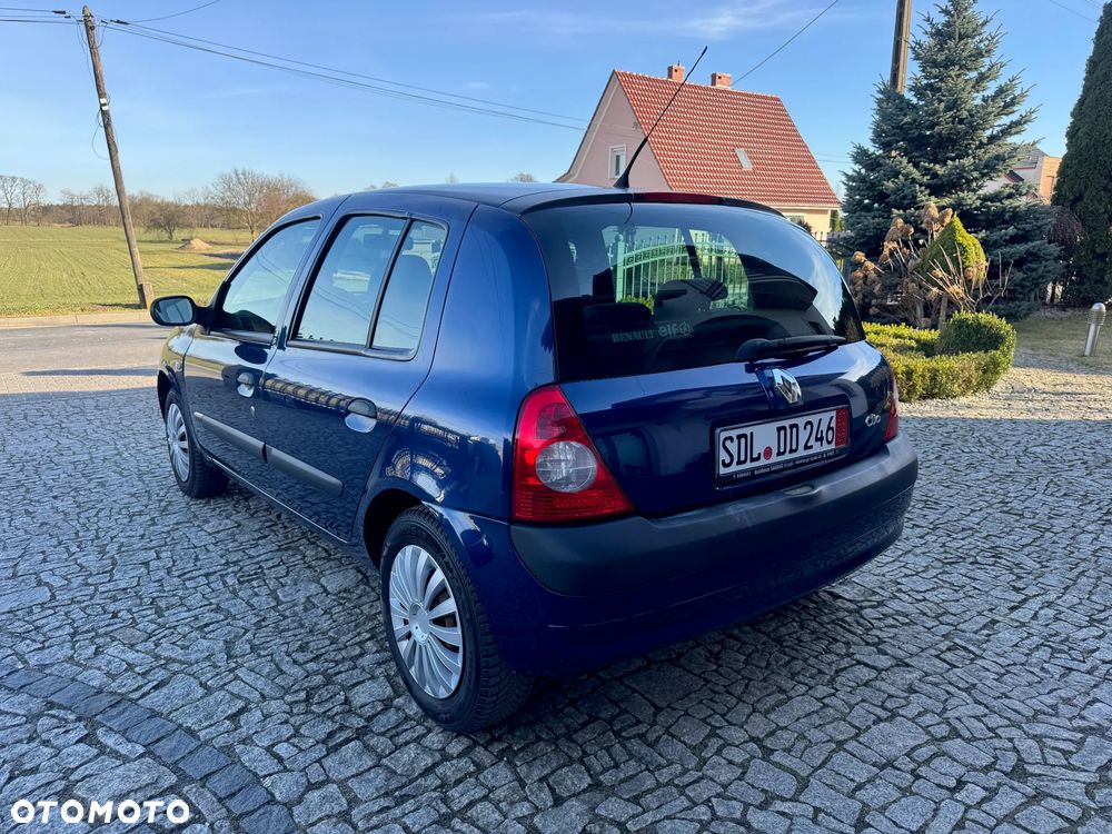 Renault Clio 1.2 16V Emotion - 7