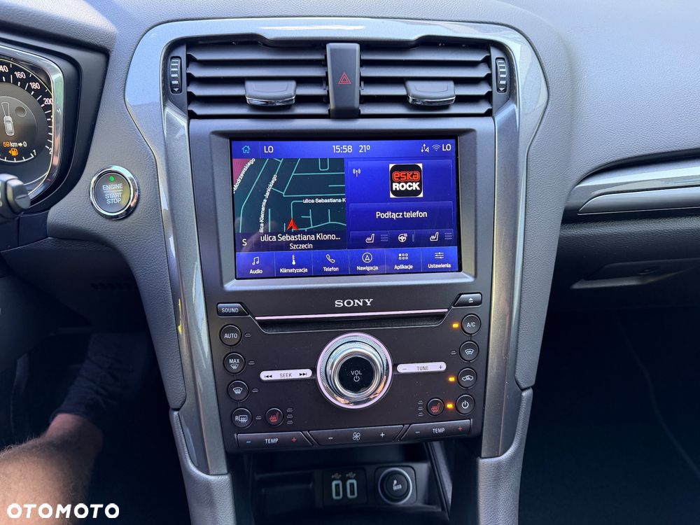Ford Mondeo - 37