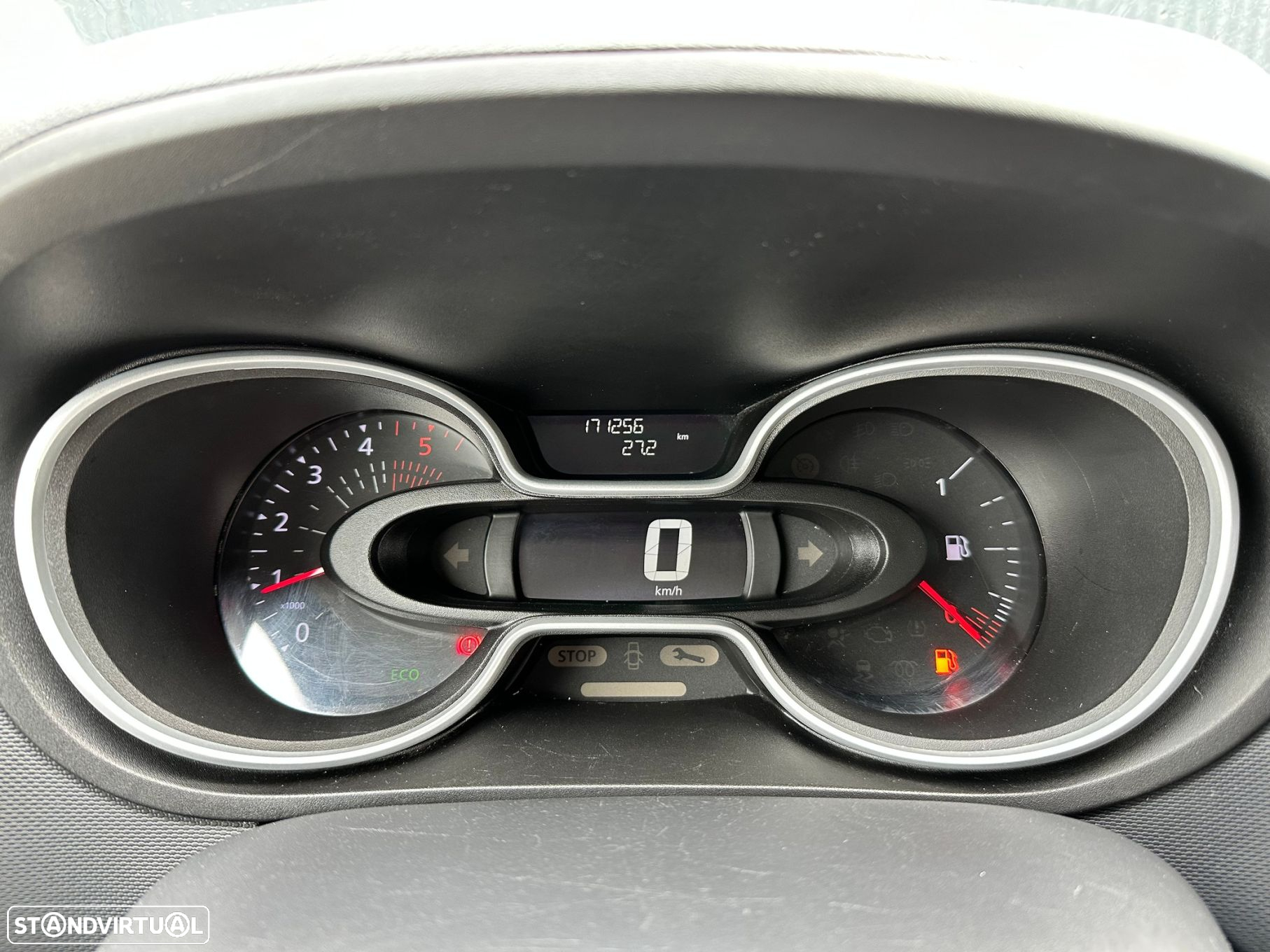 Renault Trafic 1.6 dCi L2H1 1.2T - 15