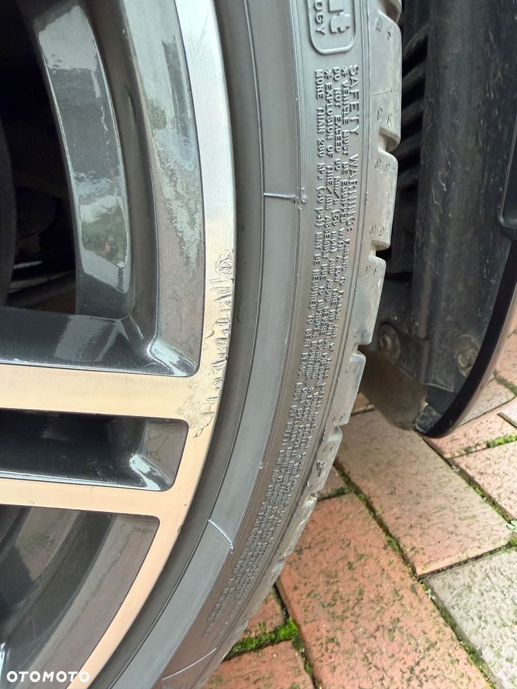BMW Seria 5 520d xDrive M Sport sport - 36