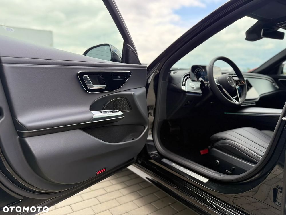 Mercedes-Benz Klasa E - 19