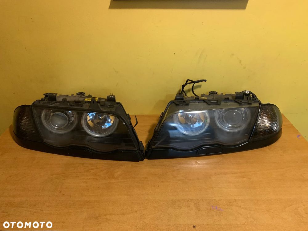 BMW E46 LAMPA PRAWA LEWA PRZEDNIA 0301089206