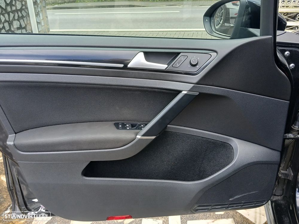 VW Golf 2.0 TDi GTD DSG - 29