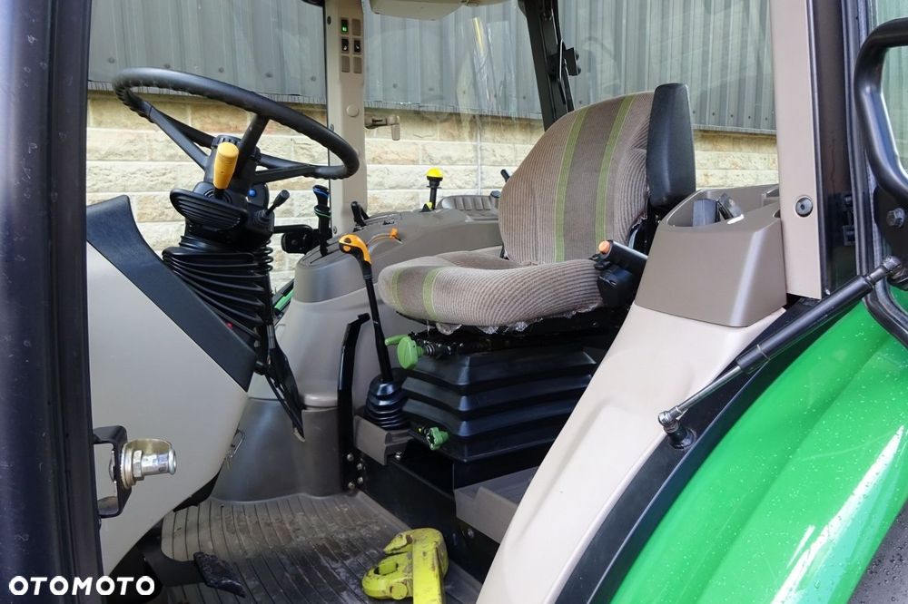 John Deere 5090M - 7