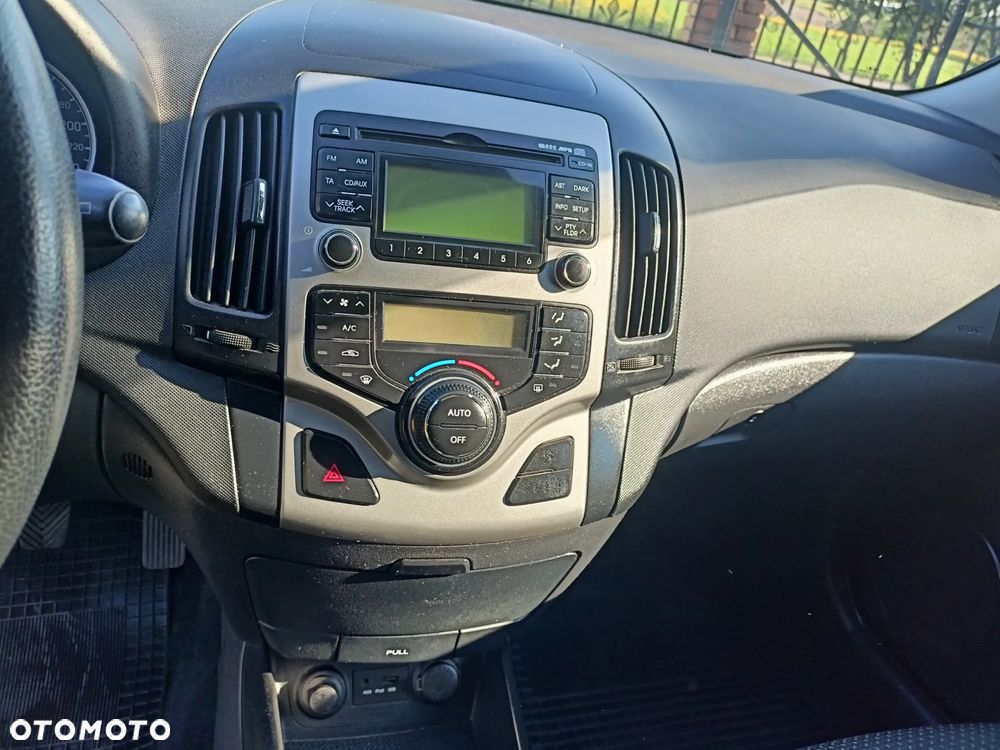 Hyundai i30 1.4 Classic + - 15