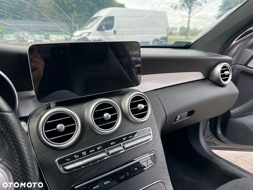 Mercedes-Benz Klasa C 200 4MATIC 9G-TRONIC - 13