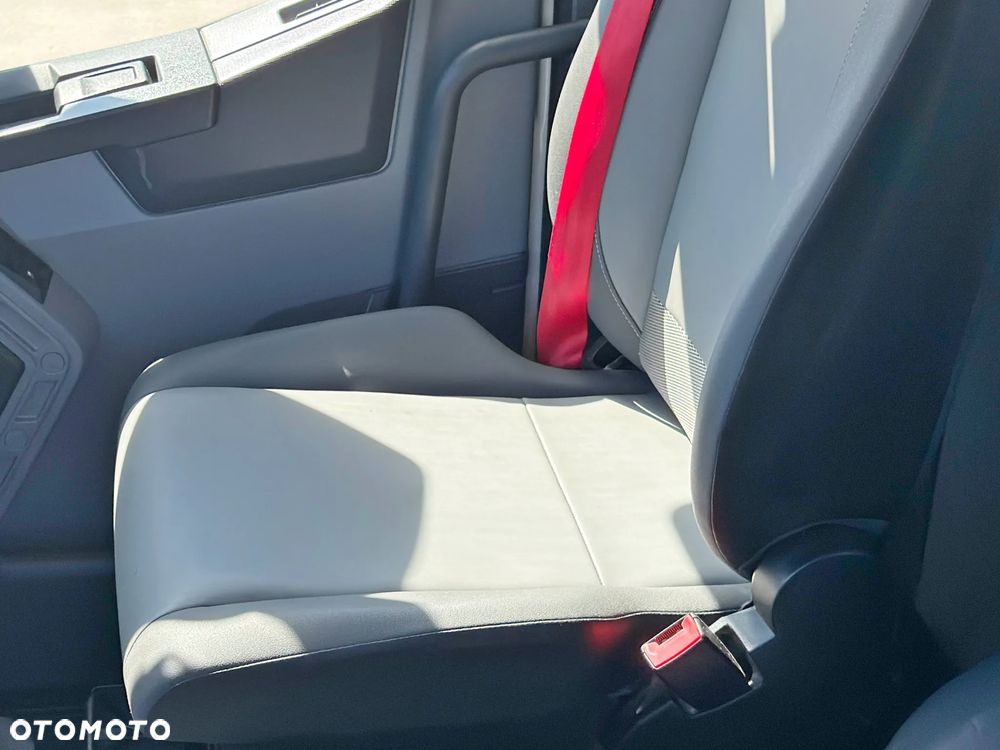 Renault C 430 * Wywrotka 5,30 m * 6x4 * STAN BDB - 9