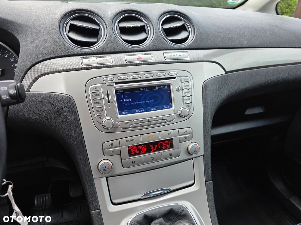 Ford Galaxy 2.0 Business Edition - 11