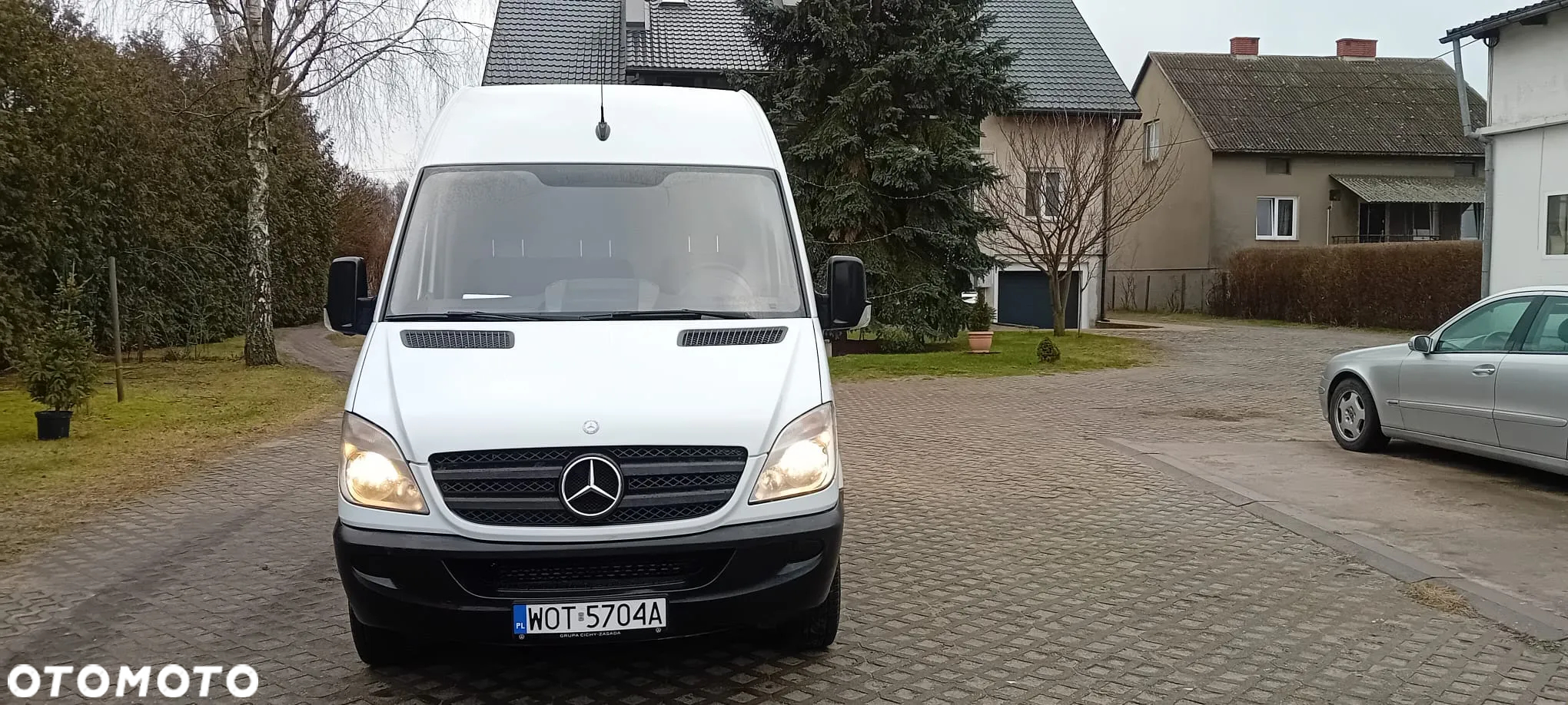 Mercedes-Benz Sprinter - 2