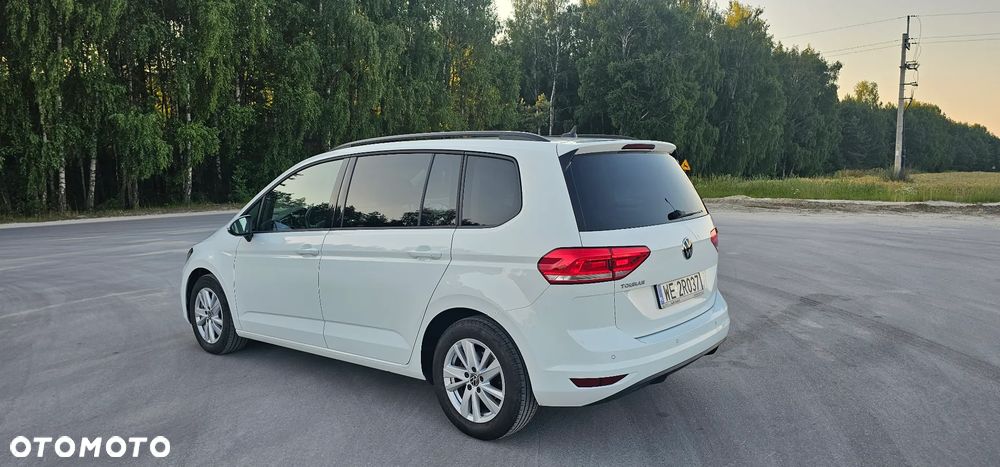 Volkswagen Touran 2.0 TDI BMT SCR Comfortline - 5