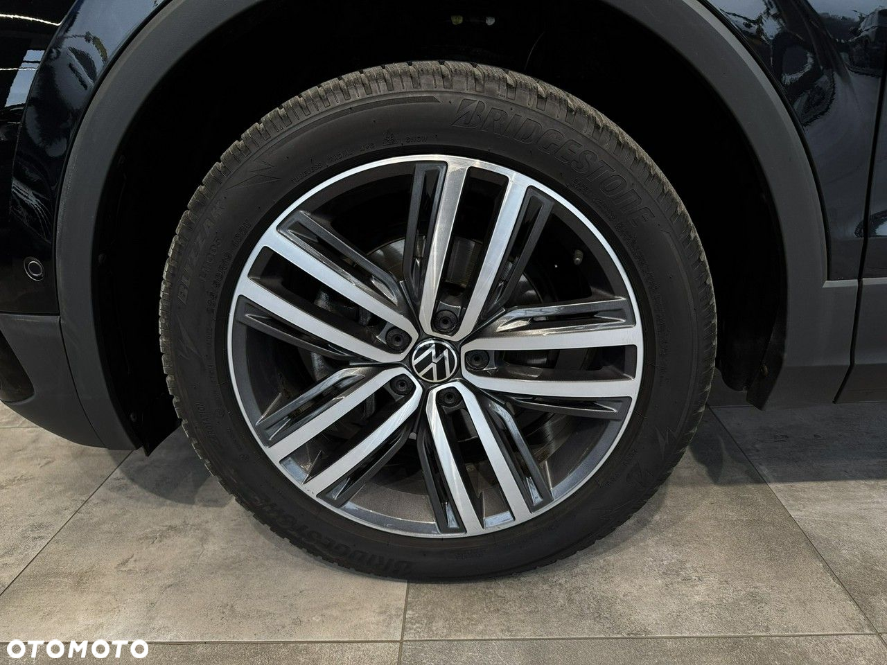 Volkswagen Tiguan Allspace - 11