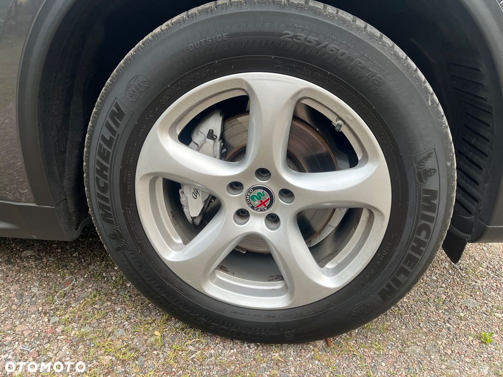 Alfa Romeo Stelvio 2.0 Turbo Sprint Q4 - 28