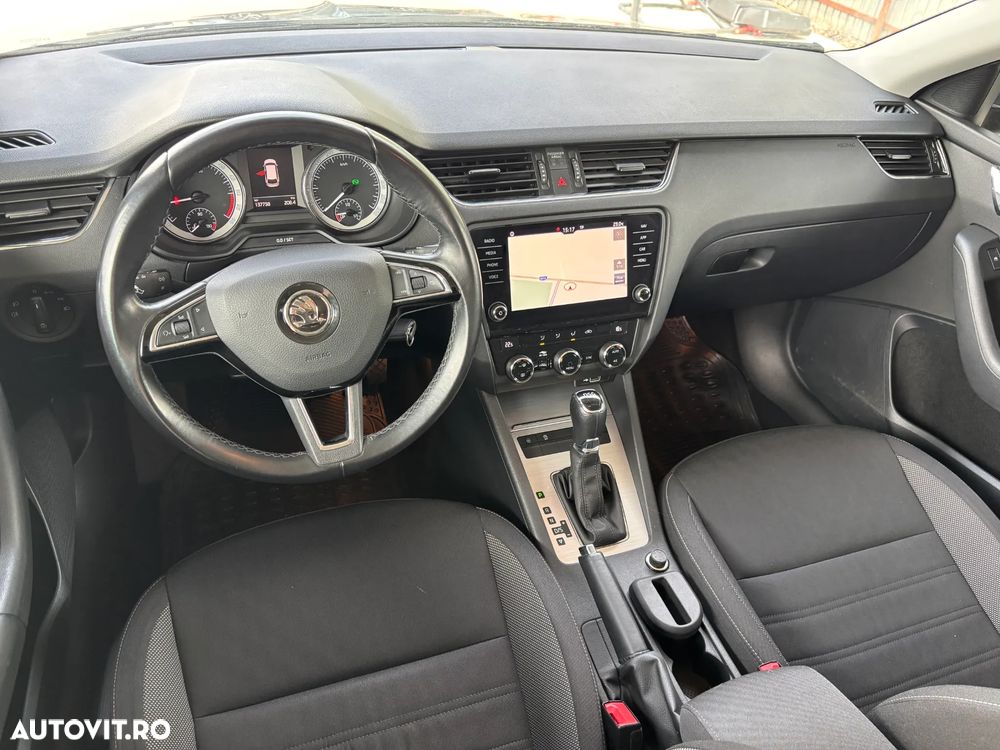 Skoda Octavia 1.6 TDI DSG Ambition - 18