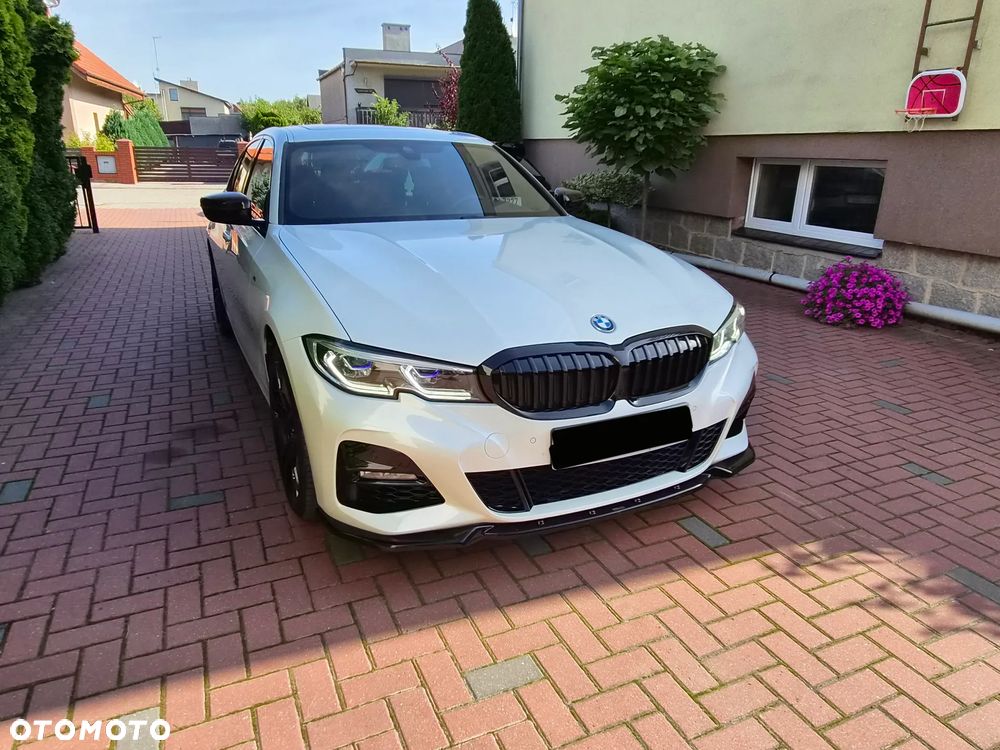 BMW Seria 3 330e xDrive M Sport - 11