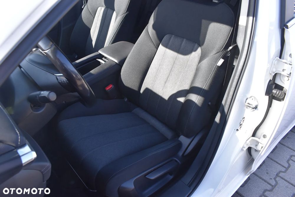 Mazda 6 2.0 SkyJoy - 11