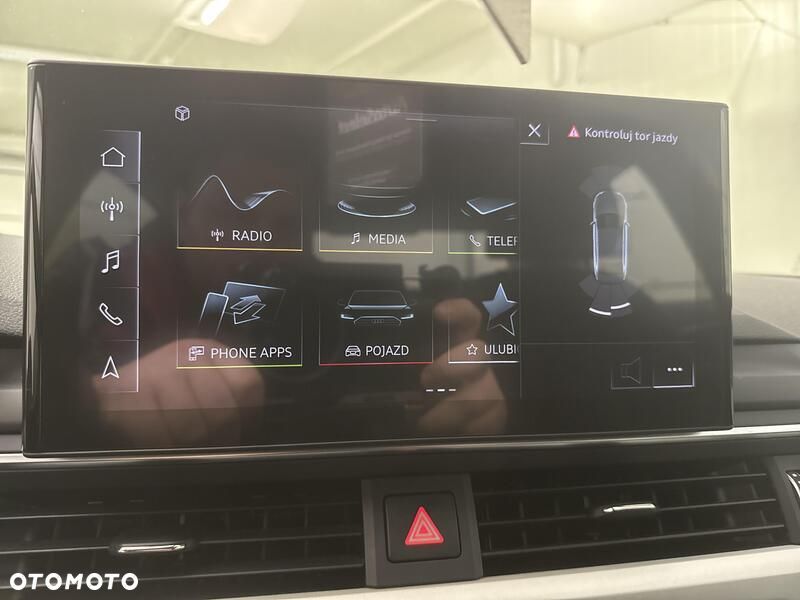 Audi A4 Limousine - 16