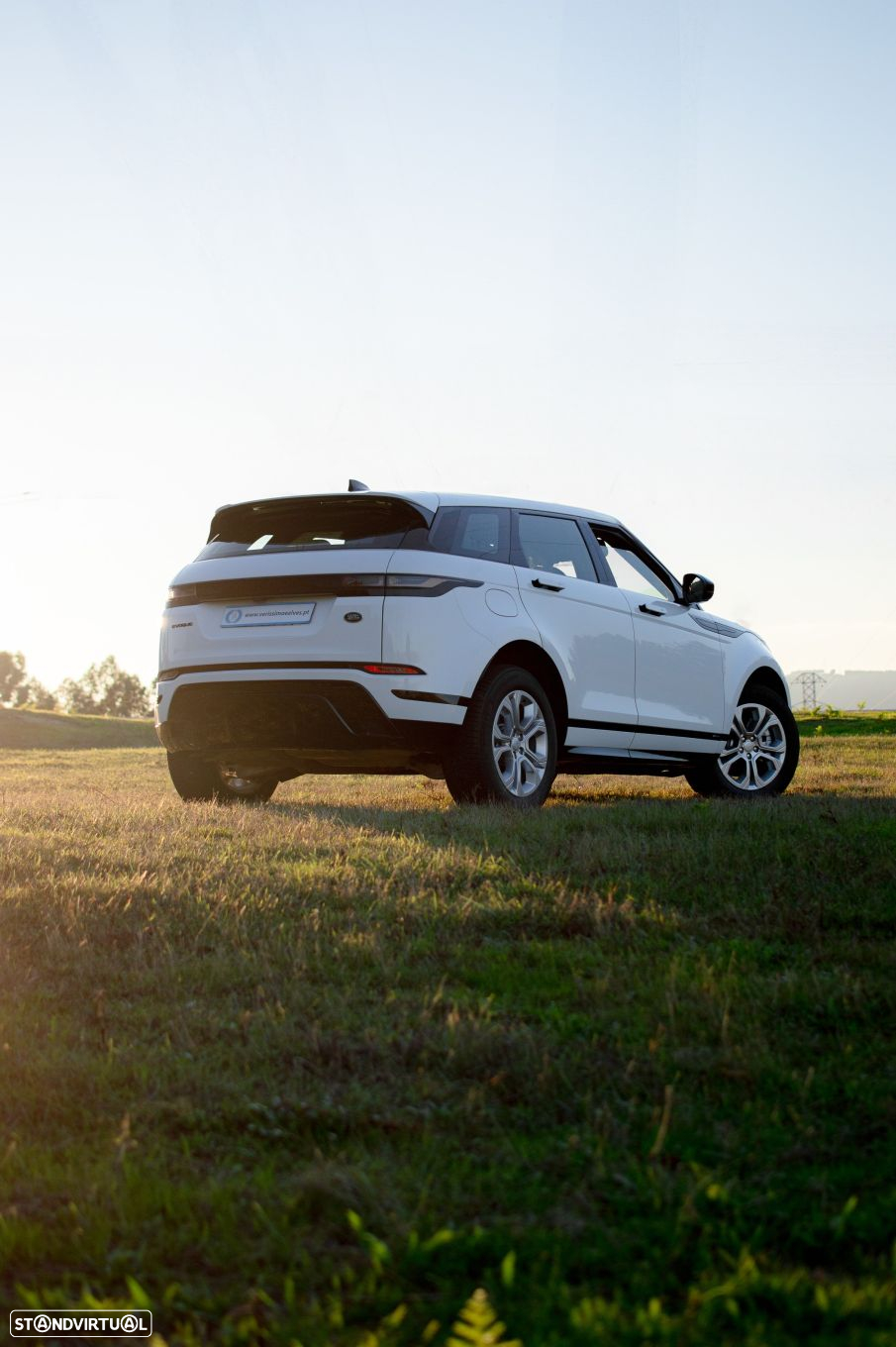 Land Rover Range Rover Evoque 2.0 D150 AWD R-Dynamic Auto - 17