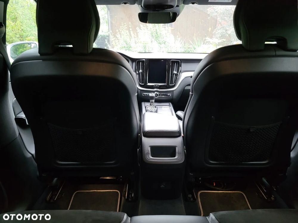 Volvo XC 60 T5 R-Design - 21