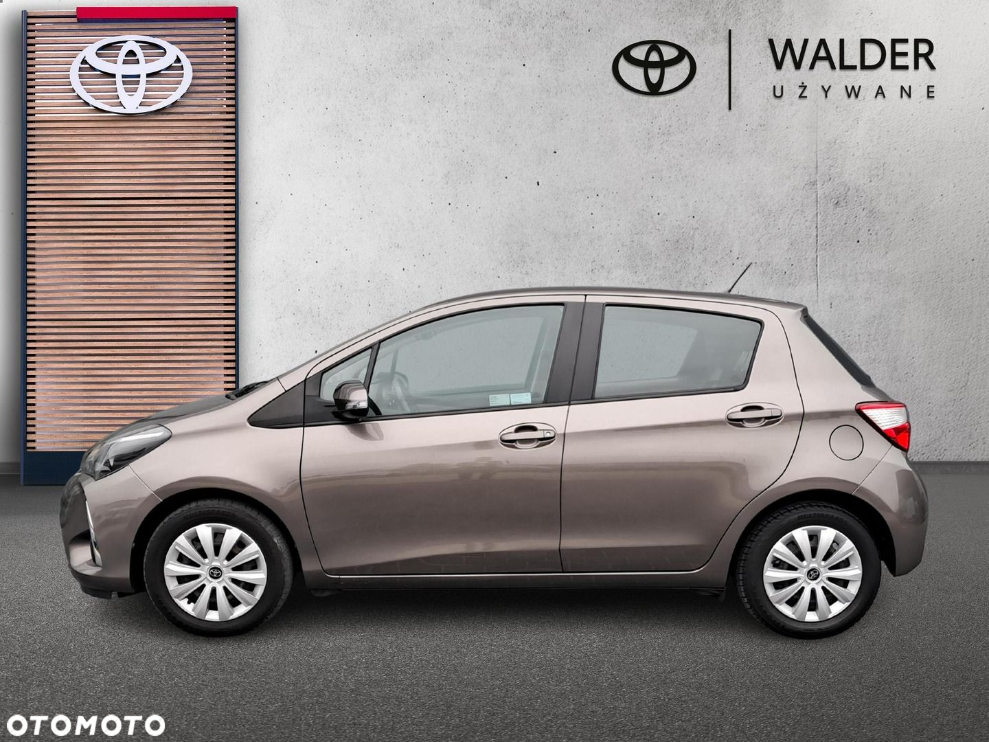 Toyota Yaris 1.5 Premium CVT - 2