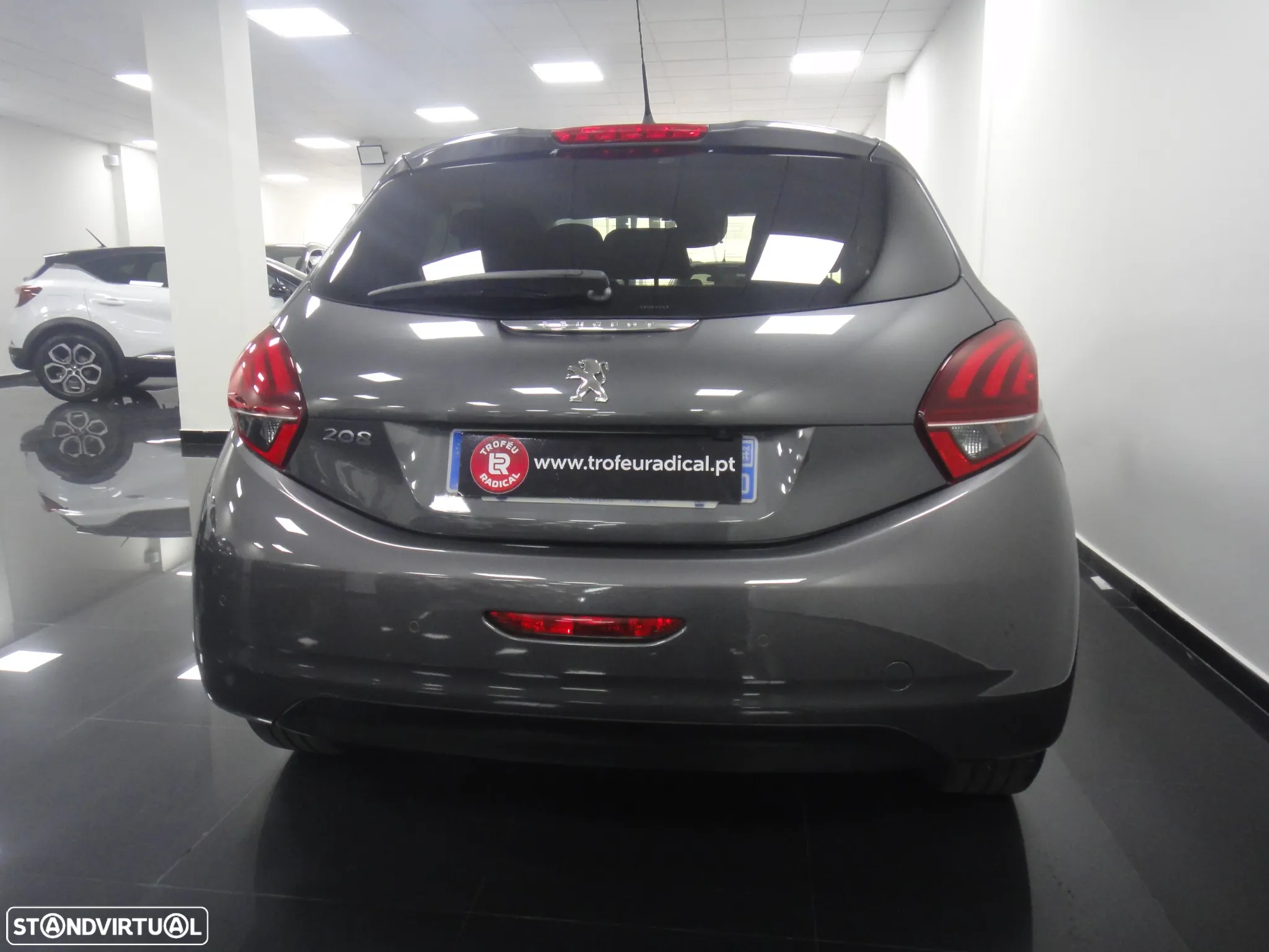 Peugeot 208 PureTech 110 Stop & Start Tech Edition - 9