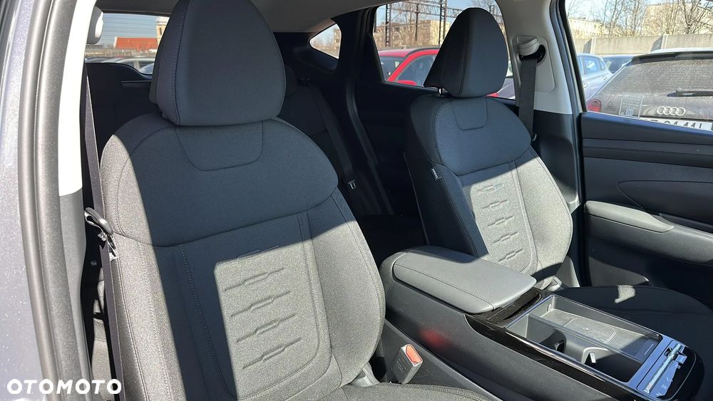 Hyundai Tucson 1.6 T-GDi HEV Smart 2WD - 14