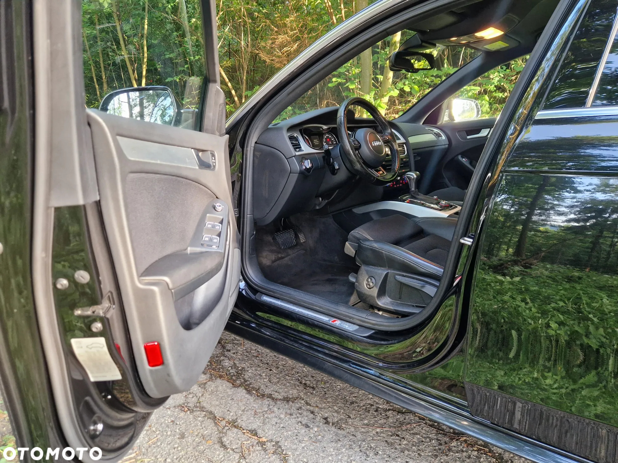 Audi A4 Avant 2.0 TDI DPF multitronic S line Sportpaket - 12