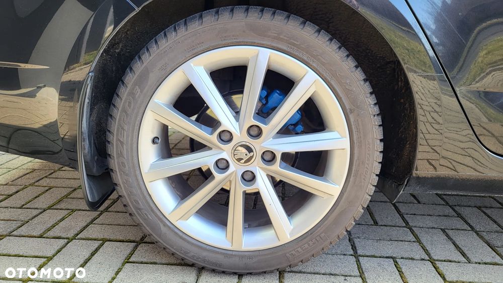 Skoda Octavia 1.6 TDI Elegance DSG - 32